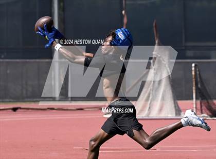 Thumbnail 2 in Serra vs. Corona del Mar (Brave 8 Invitational) photogallery.