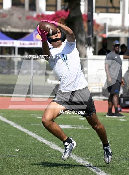 Thumbnail 1 in Serra vs. Corona del Mar (Brave 8 Invitational) photogallery.