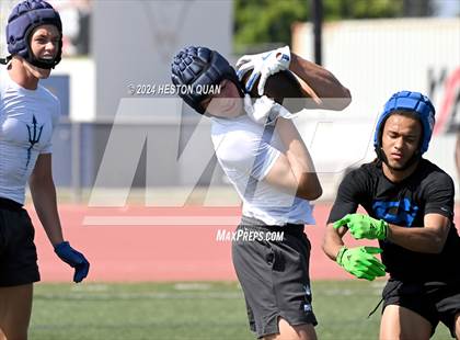 Thumbnail 3 in Serra vs. Corona del Mar (Brave 8 Invitational) photogallery.