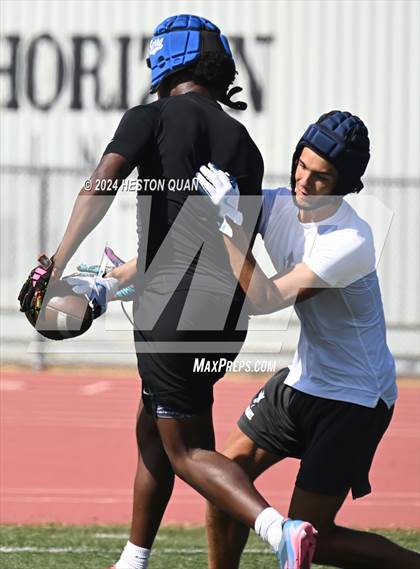 Thumbnail 3 in Serra vs. Corona del Mar (Brave 8 Invitational) photogallery.