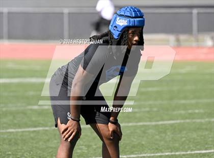 Thumbnail 3 in Serra vs. Corona del Mar (Brave 8 Invitational) photogallery.