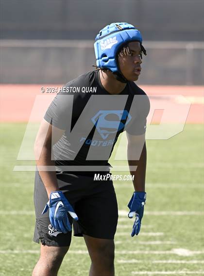 Thumbnail 3 in Serra vs. Corona del Mar (Brave 8 Invitational) photogallery.