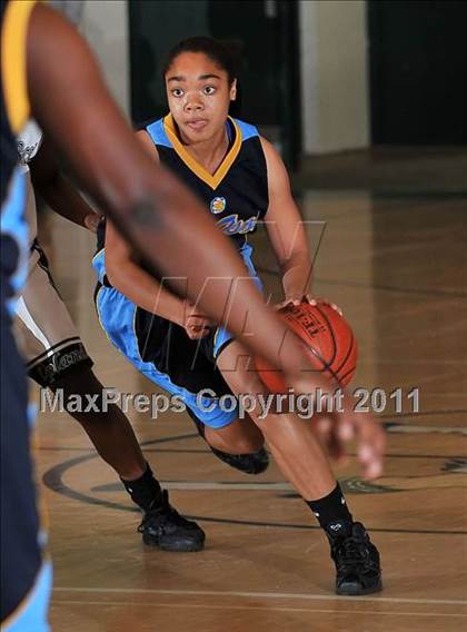 Thumbnail 2 in Los Osos @ Upland photogallery.
