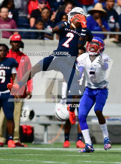 Thumbnail 2 in Chaminade-Madonna vs. King's Academy (FHSAA 3A State Championship) photogallery.