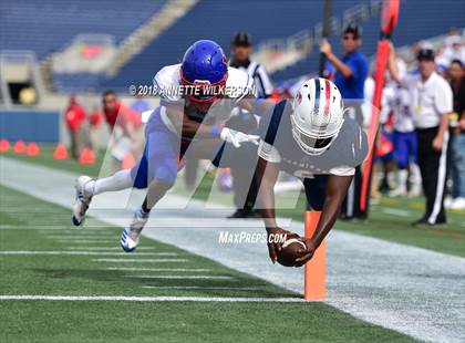 Thumbnail 2 in Chaminade-Madonna vs. King's Academy (FHSAA 3A State Championship) photogallery.
