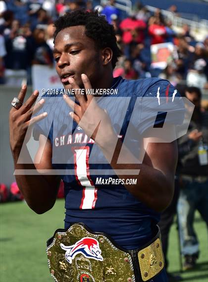Thumbnail 1 in Chaminade-Madonna vs. King's Academy (FHSAA 3A State Championship) photogallery.