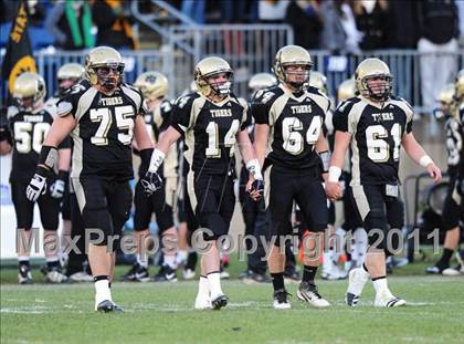 Thumbnail 2 in New Canaan vs. Hand (CIAC Class L Final) photogallery.