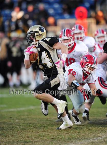 Thumbnail 1 in New Canaan vs. Hand (CIAC Class L Final) photogallery.
