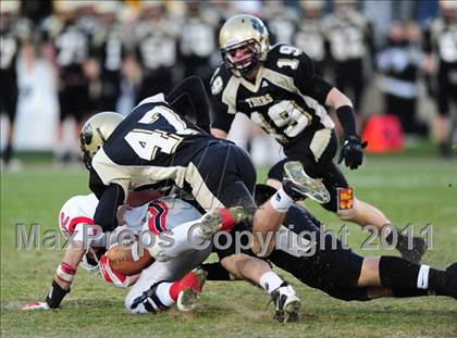 Thumbnail 2 in New Canaan vs. Hand (CIAC Class L Final) photogallery.