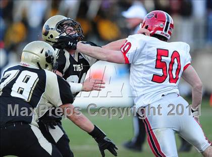 Thumbnail 3 in New Canaan vs. Hand (CIAC Class L Final) photogallery.