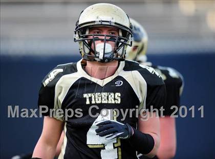 Thumbnail 3 in New Canaan vs. Hand (CIAC Class L Final) photogallery.