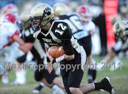 Thumbnail 1 in New Canaan vs. Hand (CIAC Class L Final) photogallery.