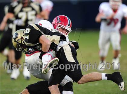 Thumbnail 2 in New Canaan vs. Hand (CIAC Class L Final) photogallery.