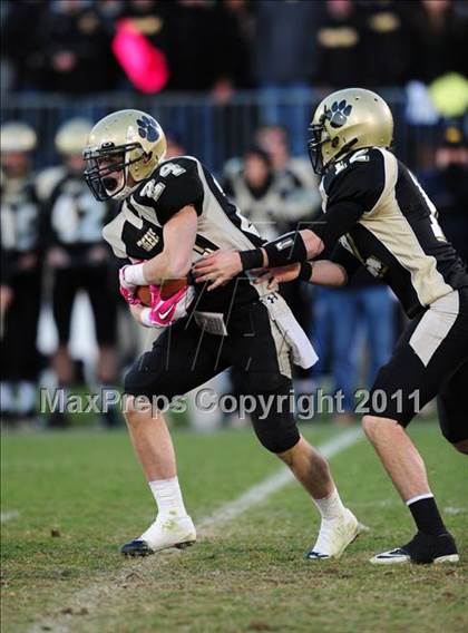 Thumbnail 1 in New Canaan vs. Hand (CIAC Class L Final) photogallery.