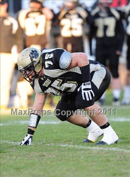 Thumbnail 3 in New Canaan vs. Hand (CIAC Class L Final) photogallery.