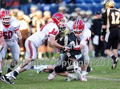 Thumbnail 1 in New Canaan vs. Hand (CIAC Class L Final) photogallery.