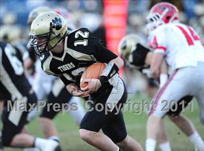 Thumbnail 3 in New Canaan vs. Hand (CIAC Class L Final) photogallery.