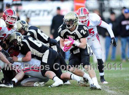 Thumbnail 1 in New Canaan vs. Hand (CIAC Class L Final) photogallery.