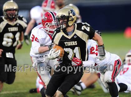 Thumbnail 2 in New Canaan vs. Hand (CIAC Class L Final) photogallery.
