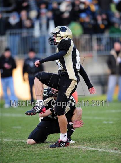 Thumbnail 1 in New Canaan vs. Hand (CIAC Class L Final) photogallery.