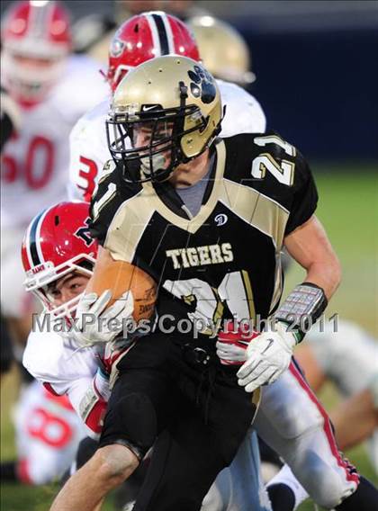 Thumbnail 3 in New Canaan vs. Hand (CIAC Class L Final) photogallery.