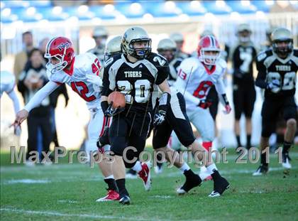 Thumbnail 3 in New Canaan vs. Hand (CIAC Class L Final) photogallery.