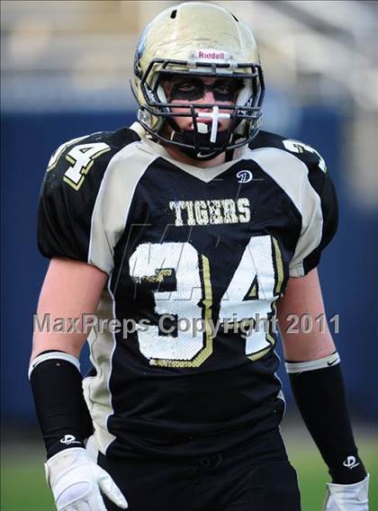 Thumbnail 3 in New Canaan vs. Hand (CIAC Class L Final) photogallery.