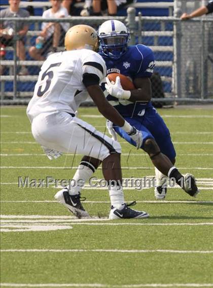 Thumbnail 3 in Our Lady of Good Counsel @ St. Xavier (Skyline Crosstown Showdown) photogallery.