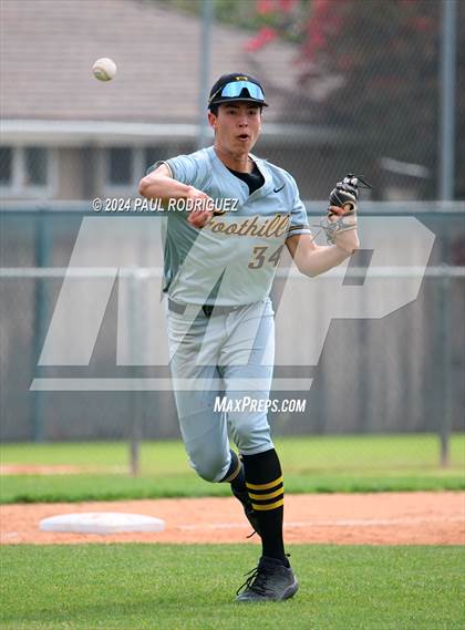 Thumbnail 1 in Foothill @ El Modena photogallery.