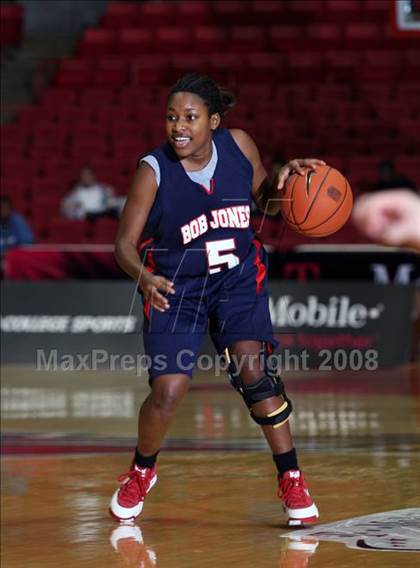 Thumbnail 3 in Jones vs. Washington (T-Mobile Invitational) photogallery.