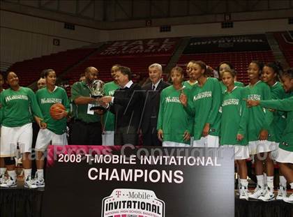 Thumbnail 3 in Jones vs. Washington (T-Mobile Invitational) photogallery.