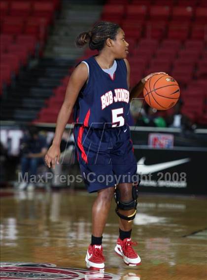 Thumbnail 3 in Jones vs. Washington (T-Mobile Invitational) photogallery.
