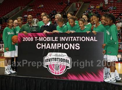 Thumbnail 1 in Jones vs. Washington (T-Mobile Invitational) photogallery.