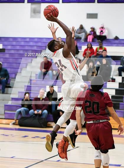 Thumbnail 3 in Walden Grove vs. Independence (Judy Dixon Holiday Tournament) photogallery.