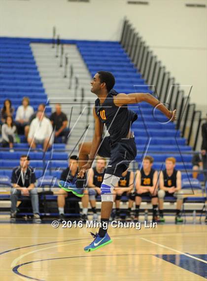 Thumbnail 3 in Saddleback Valley Christian vs. Crean Lutheran (CIF SS D4 Final) photogallery.
