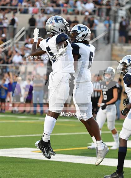 Thumbnail 3 in Hendrickson @ Vandegrift photogallery.