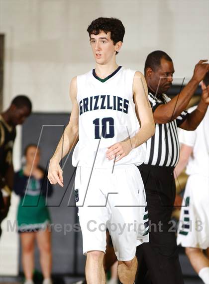 Thumbnail 3 in Sprayberry vs. Creekview (Region 7 AAAAA Final) photogallery.