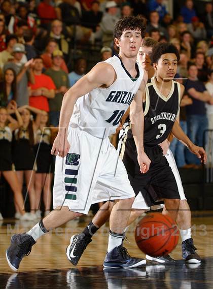 Thumbnail 2 in Sprayberry vs. Creekview (Region 7 AAAAA Final) photogallery.