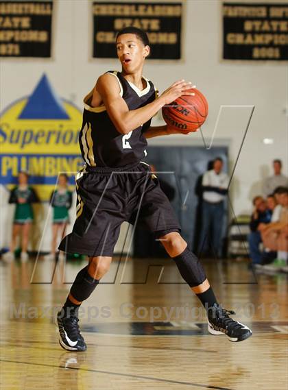 Thumbnail 3 in Sprayberry vs. Creekview (Region 7 AAAAA Final) photogallery.