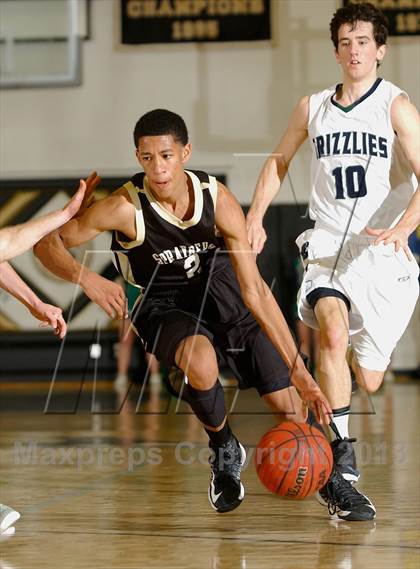 Thumbnail 3 in Sprayberry vs. Creekview (Region 7 AAAAA Final) photogallery.
