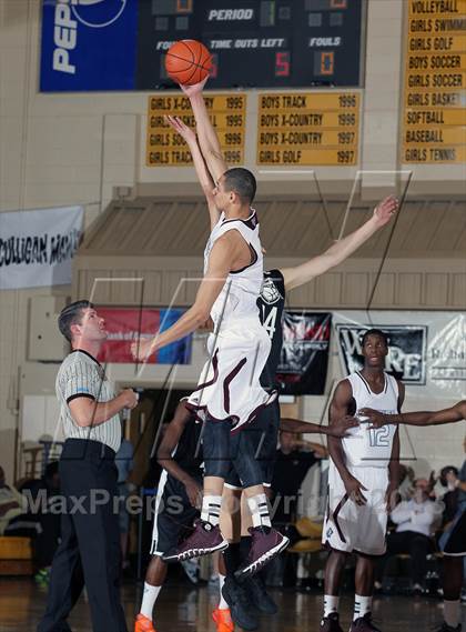 Thumbnail 1 in Sunrise Christian Academy vs. Barking Abbey (London) (City of Palms Classic) photogallery.