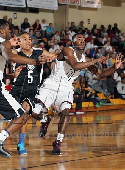 Thumbnail 1 in Sunrise Christian Academy vs. Barking Abbey (London) (City of Palms Classic) photogallery.