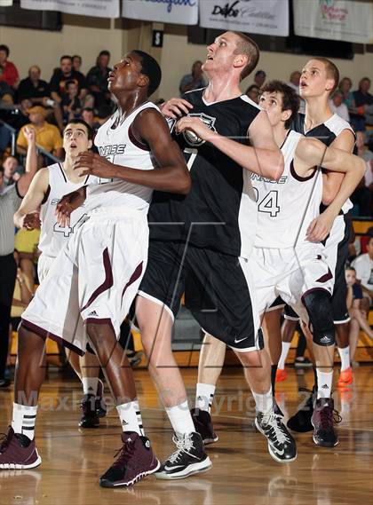 Thumbnail 2 in Sunrise Christian Academy vs. Barking Abbey (London) (City of Palms Classic) photogallery.
