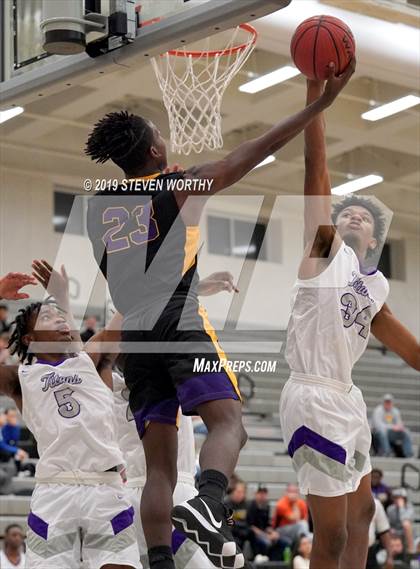 Thumbnail 1 in Corinth Holders @ South Garner photogallery.