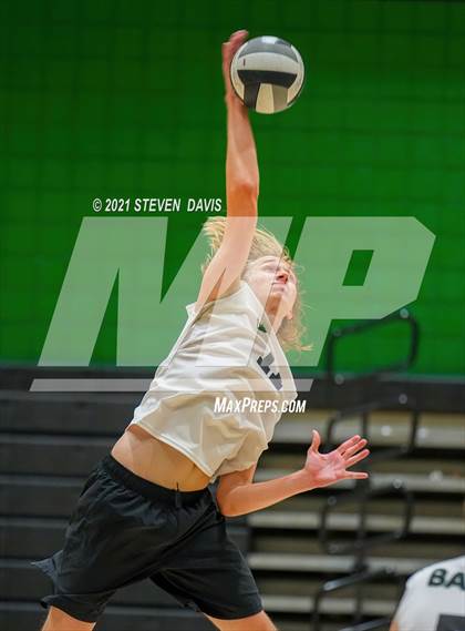 Thumbnail 2 in Tucson High Magnet School @ Basha photogallery.