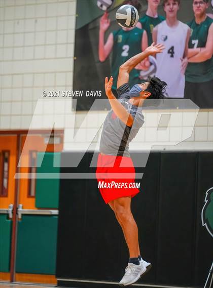 Thumbnail 1 in Tucson High Magnet School @ Basha photogallery.