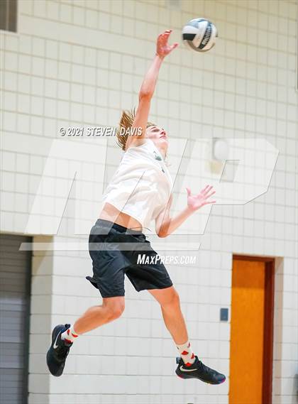 Thumbnail 3 in Tucson High Magnet School @ Basha photogallery.