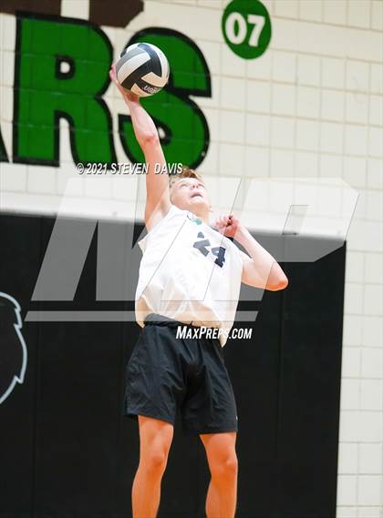 Thumbnail 3 in Tucson High Magnet School @ Basha photogallery.