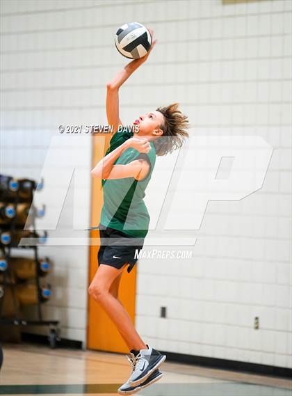 Thumbnail 3 in Tucson High Magnet School @ Basha photogallery.