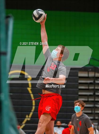 Thumbnail 3 in Tucson High Magnet School @ Basha photogallery.